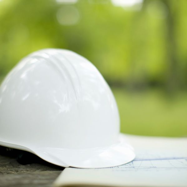 行政書士翔（かける）事務所は建設業許可に関するご依頼の実績が豊富です